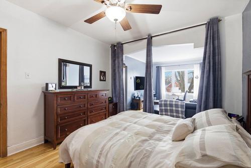Chambre à coucher - 5910  - 5916 Rue Beurling, Montréal (Verdun/Île-Des-Soeurs), QC - Indoor Photo Showing Bedroom