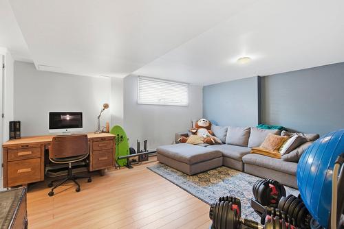 Salle familiale - 5910  - 5916 Rue Beurling, Montréal (Verdun/Île-Des-Soeurs), QC - Indoor Photo Showing Other Room