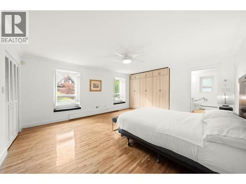 1443 Mcrae Avenue, Vancouver, BC - Indoor Photo Showing Bedroom