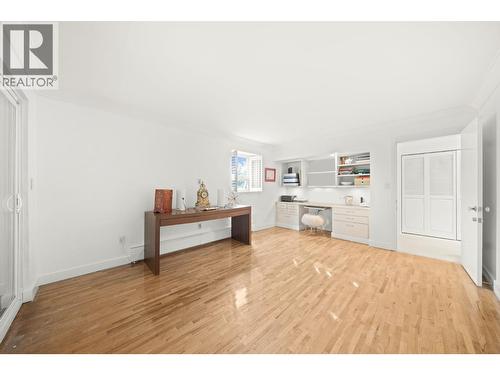 1443 Mcrae Avenue, Vancouver, BC - Indoor