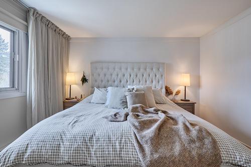 Primary bedroom - F-735 Ch. Des Trois-Villages, Piedmont, QC - Indoor Photo Showing Bedroom
