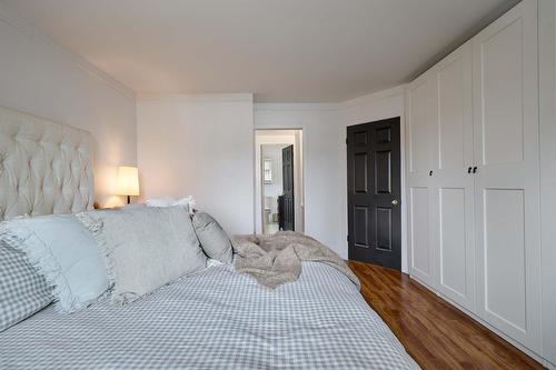 Primary bedroom - F-735 Ch. Des Trois-Villages, Piedmont, QC - Indoor Photo Showing Bedroom