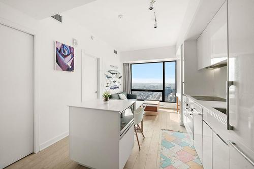 Cuisine - 3609-1288 Av. Des Canadiens-De-Montréal, Montréal (Ville-Marie), QC - Indoor Photo Showing Kitchen With Upgraded Kitchen