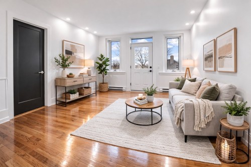 Salon - 10-6150 Ch. Deacon, Montréal (Côte-Des-Neiges/Notre-Dame-De-Grâce), QC - Indoor Photo Showing Living Room
