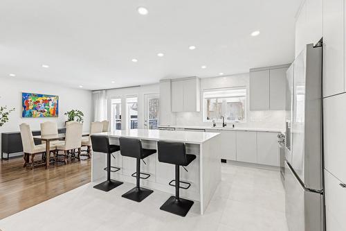 Cuisine - 1065 Rue Breux, Chambly, QC - Indoor Photo Showing Kitchen With Upgraded Kitchen