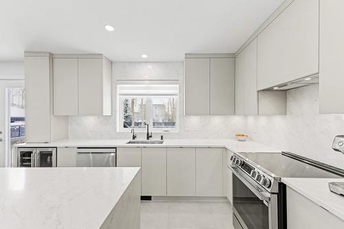 Cuisine - 1065 Rue Breux, Chambly, QC - Indoor Photo Showing Kitchen With Upgraded Kitchen