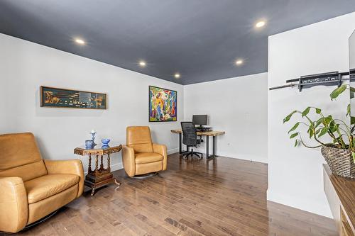 Salle familiale - 1065 Rue Breux, Chambly, QC - Indoor