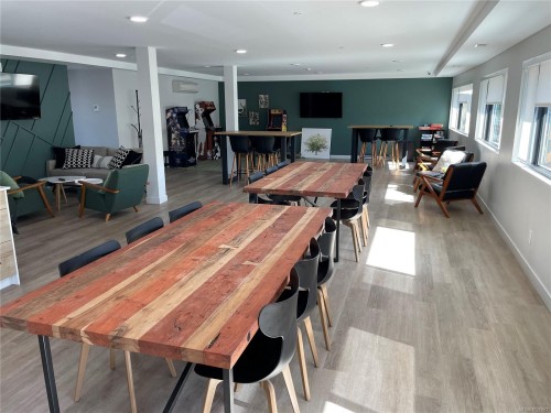 #301-2461 Gateway Rd, Langford, BC - Indoor