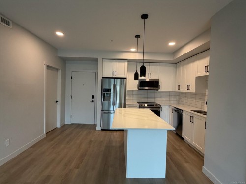#301-2461 Gateway Rd, Langford, BC - Indoor Photo Showing Kitchen With Stainless Steel Kitchen With Upgraded Kitchen