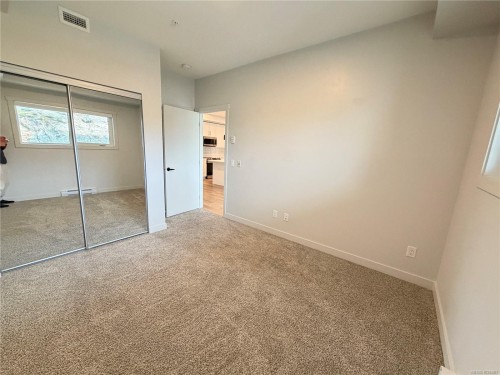 #301-2461 Gateway Rd, Langford, BC - Indoor Photo Showing Other Room