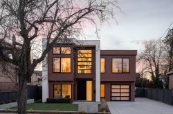 2318 Shakespeare St  Victoria, BC V8R 4G3