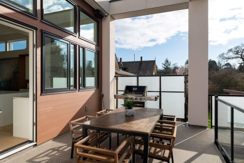 2318 Shakespeare St, Victoria, BC 