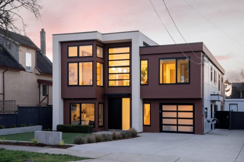 2318 Shakespeare St, Victoria, BC 