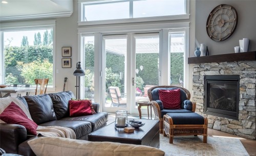 856 Bluffs Dr, Qualicum Beach, BC 