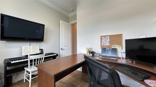 856 Bluffs Dr, Qualicum Beach, BC 