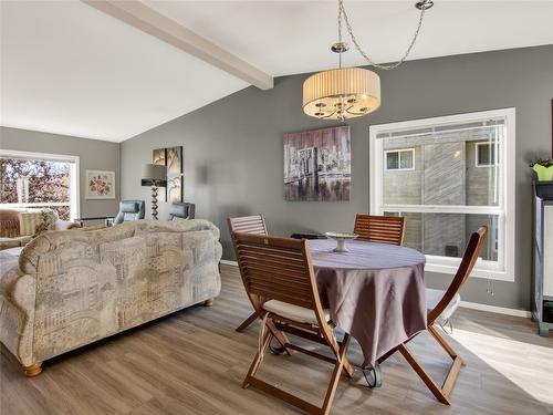 797 Eckhardt Avenue, Penticton, BC - Indoor