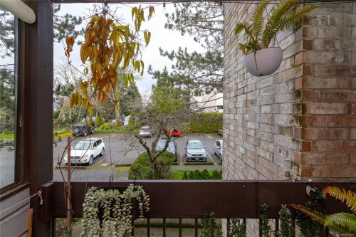 204-10160 Third St, Sidney, BC -  Photo Showing Other Room