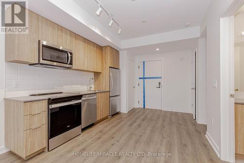 505 - 720 Whitlock Avenue, Milton, ON - Indoor Photo Showing Kitchen With Stainless Steel Kitchen