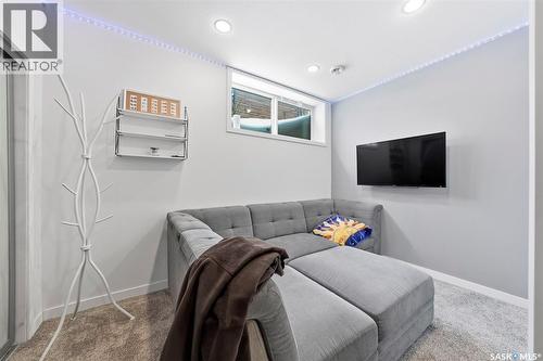 707 Sauer Crescent, Saskatoon, SK - Indoor Photo Showing Other Room