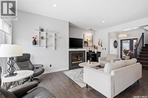 707 Sauer Crescent, Saskatoon, SK - Indoor Photo Showing Living Room With Fireplace