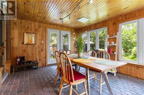 Sunroom II - 1031 Marley Crescent, Burlington, ON - Indoor Photo Showing Dining Room