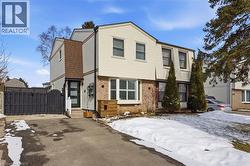 104 WHITE OWL Crescent  Brantford, ON N3P 1A2