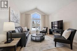 42 TARA CRESCENT  Kitchener, ON N2E 3K9