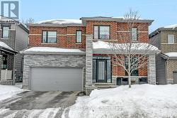 664 EAGLE CREST HEIGHTS  Ottawa, ON K2S 1G6