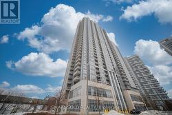 2918 - 275 VILLAGE GREEN SQUARE  Toronto, ON M1S 0L8