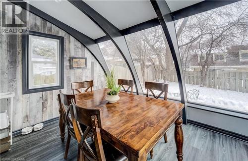 35 Glendan Court, Cambridge, ON - Indoor Photo Showing Dining Room