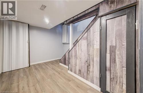 35 Glendan Court, Cambridge, ON - Indoor Photo Showing Other Room