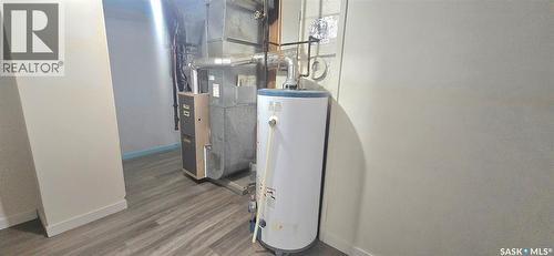 422 Mullin Avenue E, Regina, SK - Indoor Photo Showing Other Room