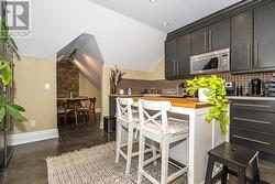 3RD FLOOR - 151 RUSHOLME ROAD  Toronto, ON M6H 2Y6