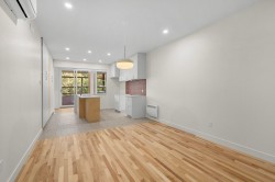 7403 Rue Drolet  Montréal (Villeray/Saint-Michel/Parc-Extension), QC H2R 2C3