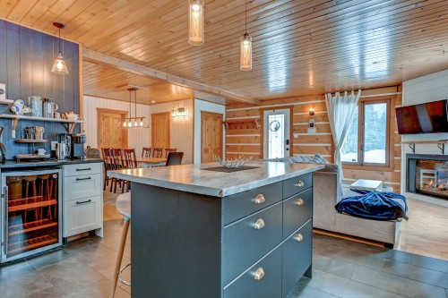 1160 Ch. Francisco  Rivière-Rouge, QC J8V 2K3