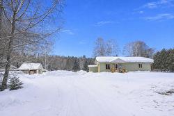 1160 Ch. Francisco  Rivière-Rouge, QC J8V 2K3