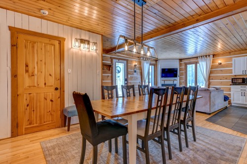 Salle à manger - 1160 Ch. Francisco, Rivière-Rouge, QC - Indoor Photo Showing Dining Room