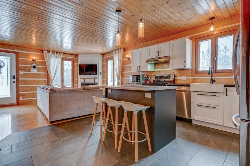 Cuisine - 1160 Ch. Francisco, Rivière-Rouge, QC - Indoor Photo Showing Kitchen