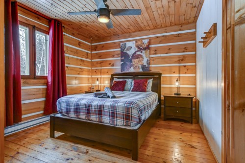 Chambre à coucher - 1160 Ch. Francisco, Rivière-Rouge, QC - Indoor Photo Showing Bedroom