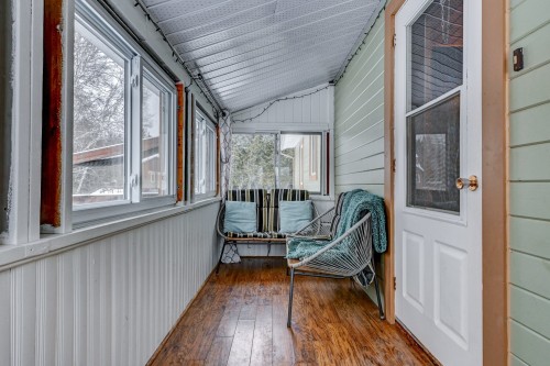 Véranda - 1160 Ch. Francisco, Rivière-Rouge, QC -  With Exterior