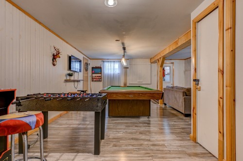 Salle familiale - 1160 Ch. Francisco, Rivière-Rouge, QC - Indoor Photo Showing Other Room