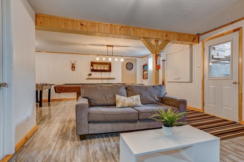 Salle familiale - 1160 Ch. Francisco, Rivière-Rouge, QC - Indoor Photo Showing Living Room