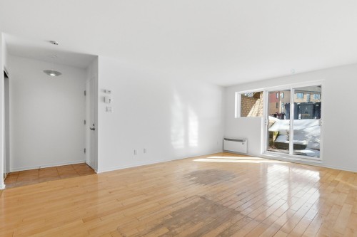 Salon - 1-3095 Rue Arthur-Houle, Longueuil (Saint-Hubert), QC - Indoor Photo Showing Other Room