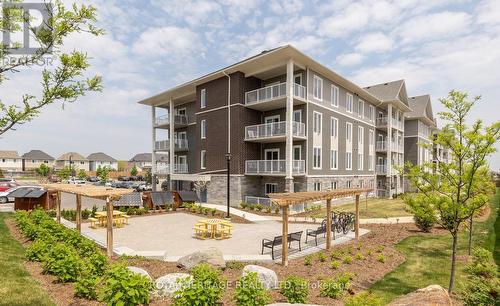 209 - 290 LIBERTY STREET N  Clarington (Bowmanville), ON L1C 0V5