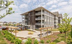 209 - 290 LIBERTY STREET N  Clarington (Bowmanville), ON L1C 0V5