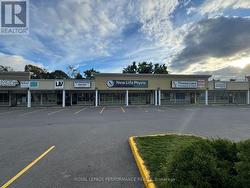 1756 MONTREAL ROAD  Ottawa, ON K1J 6N3