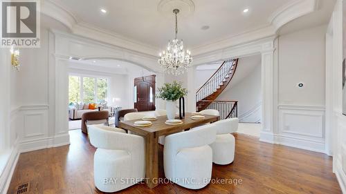 112 Centre Avenue, Toronto, ON - Indoor Photo Showing Other Room