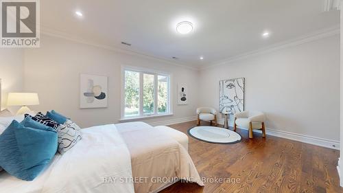 112 Centre Avenue, Toronto, ON - Indoor Photo Showing Bedroom