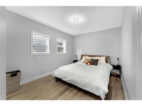 747 Windsor, Windsor, ON 