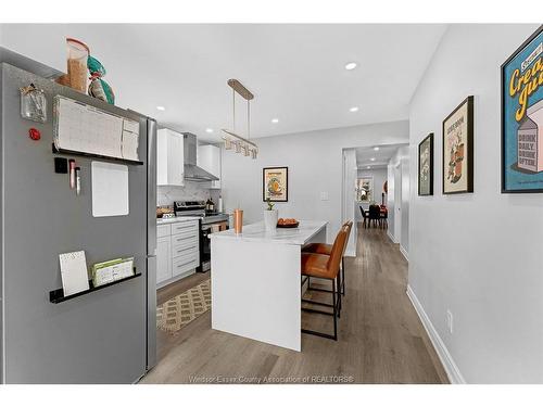 747 Windsor, Windsor, ON 